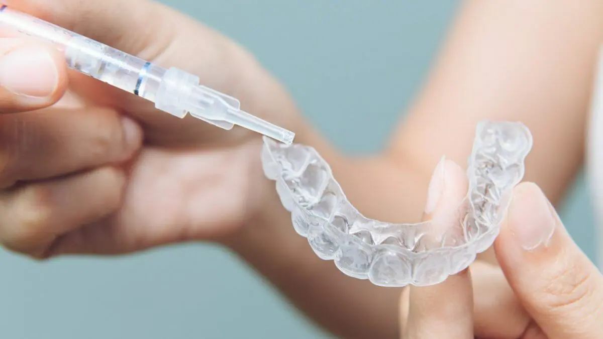 How Do Residue Free Teeth Whitening Strips Work?